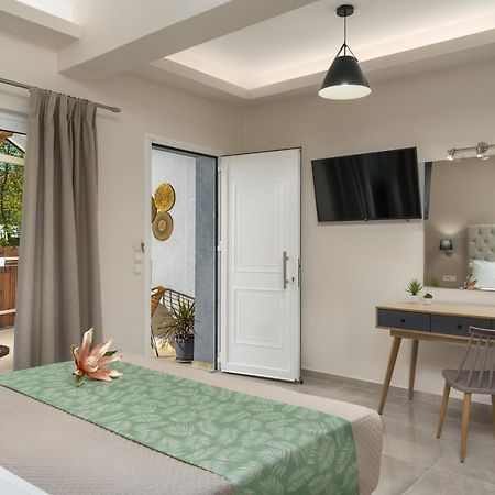 Iris & Rhea Junior Suites ซีลีวี ภายนอก รูปภาพ