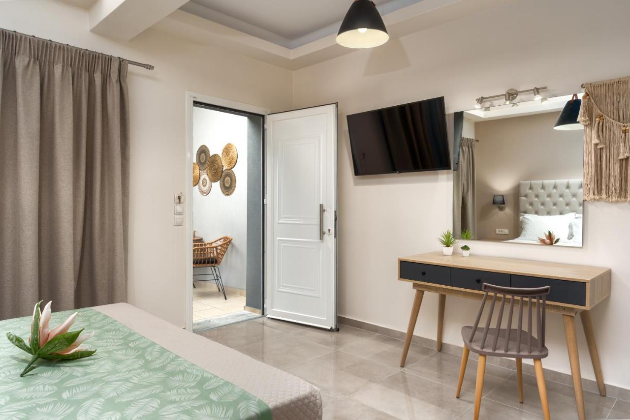 Iris & Rhea Junior Suites ซีลีวี ภายนอก รูปภาพ