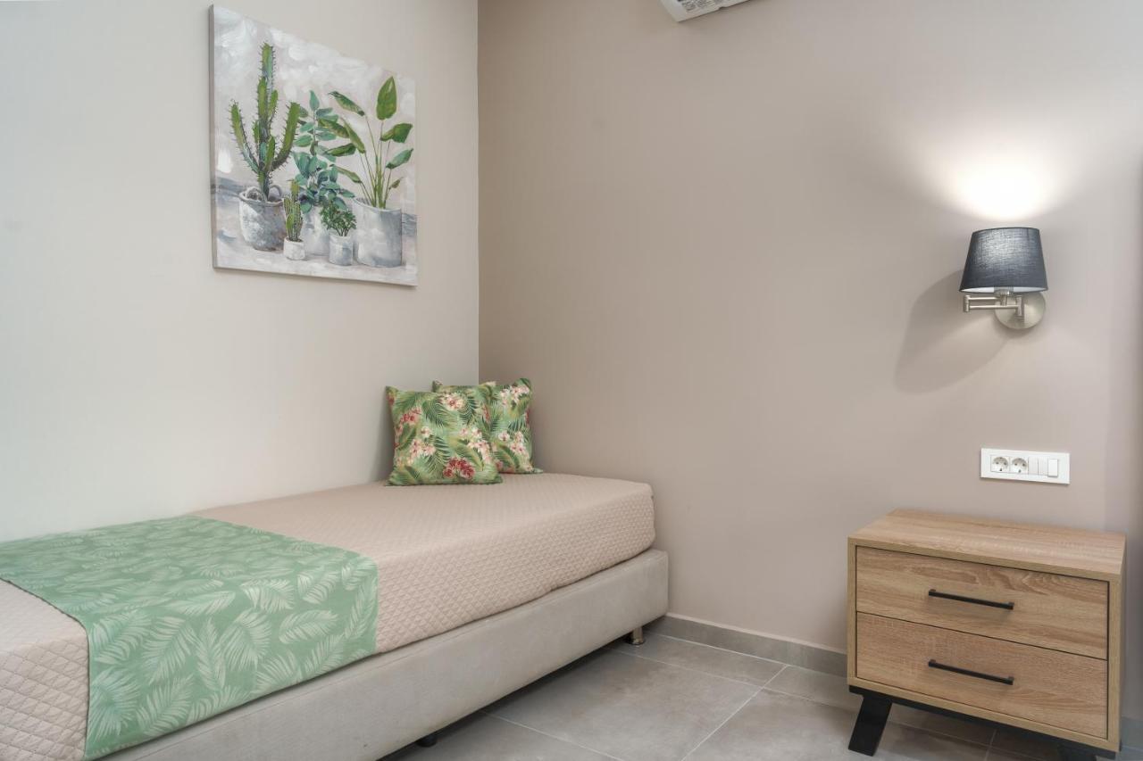 Iris & Rhea Junior Suites ซีลีวี ภายนอก รูปภาพ