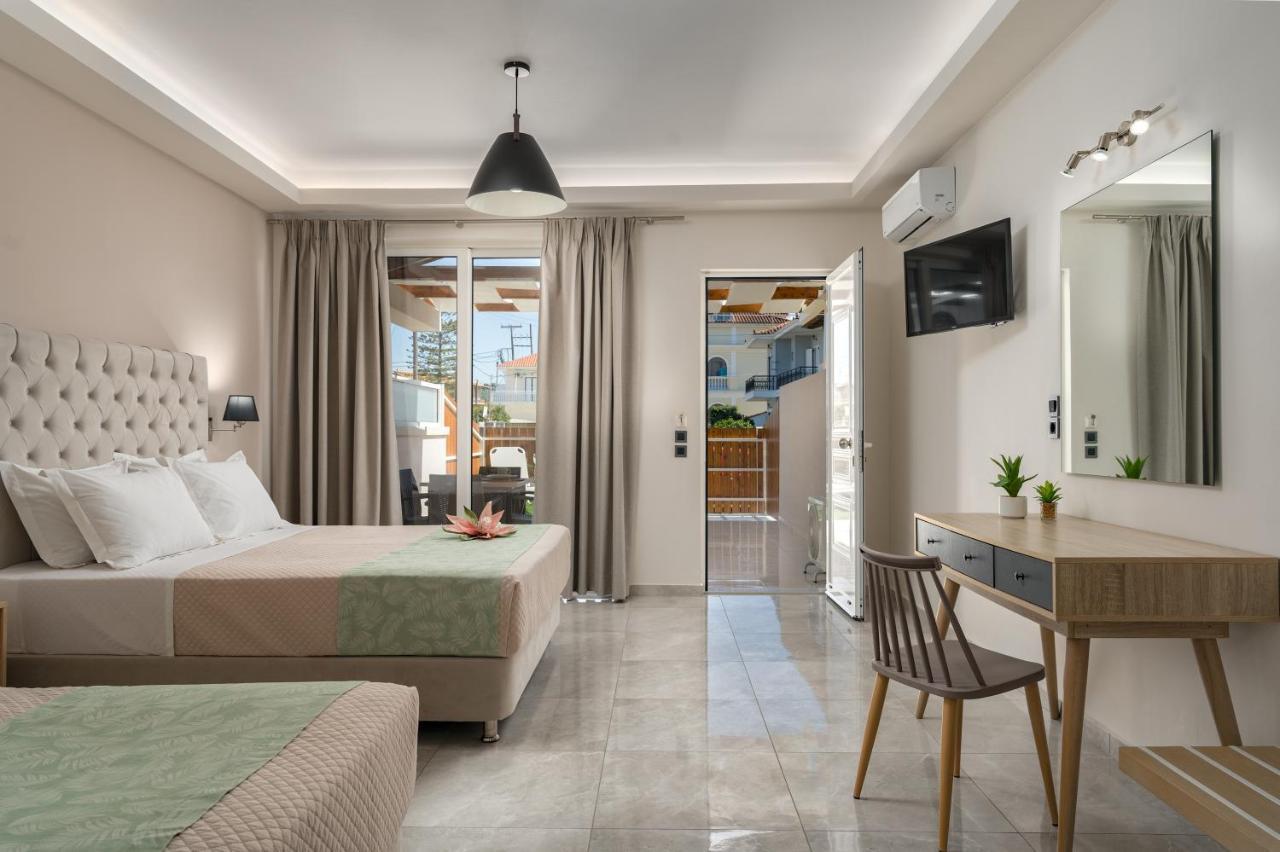 Iris & Rhea Junior Suites ซีลีวี ภายนอก รูปภาพ